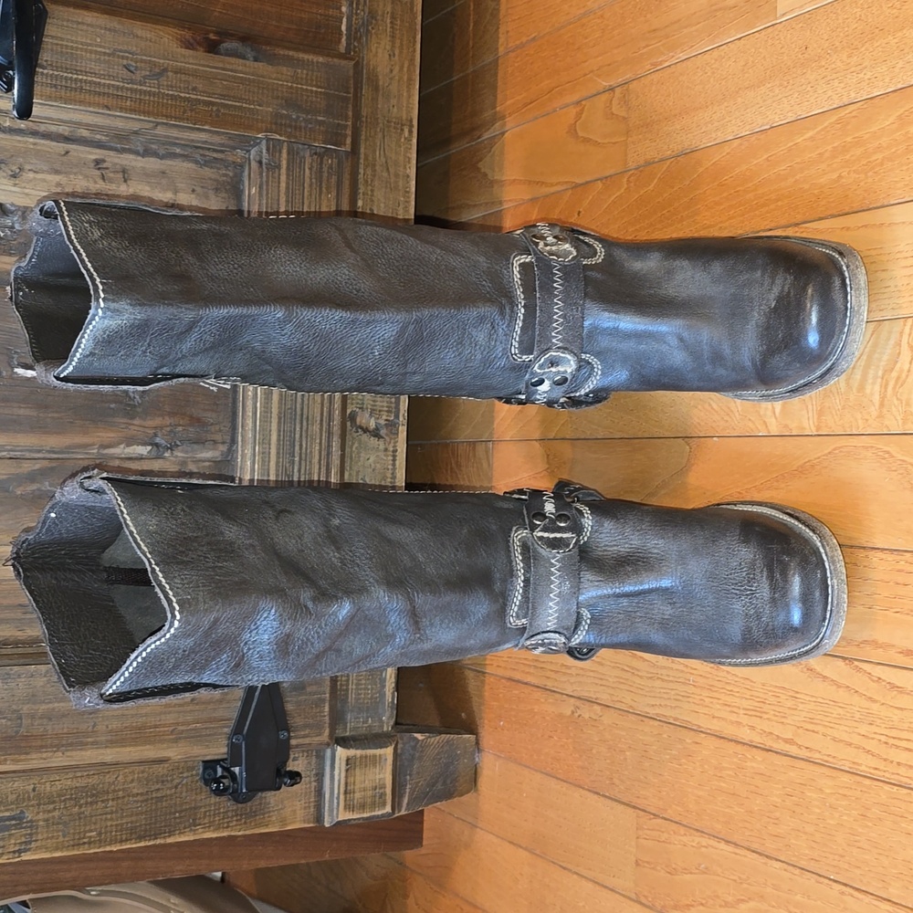 Bed/Stu Harness Leather Boots, Womens 8